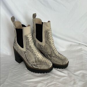 Chinese Laundry Cream and Black Heeled Boots with Chunky Heel